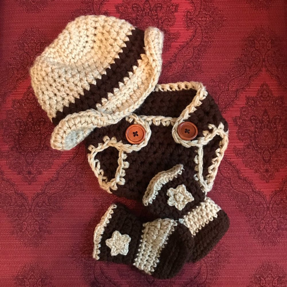 Newborn Cowboy hat, boots and diaper cover